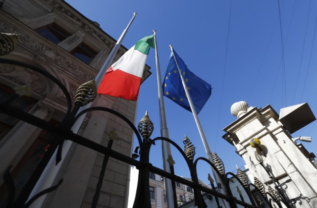 Еврокомиссия: новый бюджет Италии серьезно нарушает правила ЕС