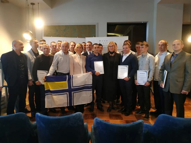 Все освобожденные моряки получили сертификаты на квартиры (ФОТО)