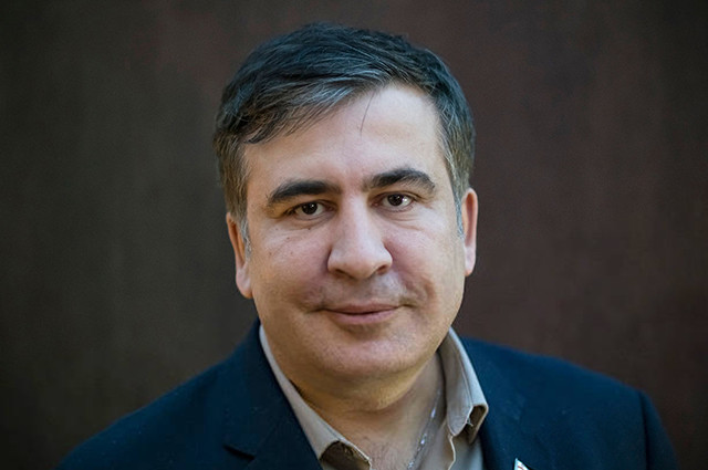 Саакашвили сообщил, что возвращается в Грузию 