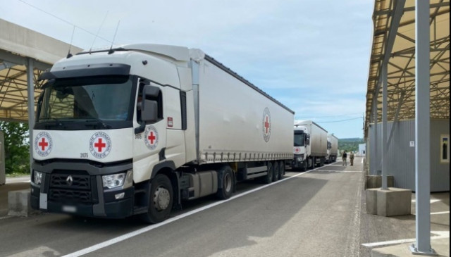 Red Cross delivers 53 tonnes of construction materials to occupied Donbas