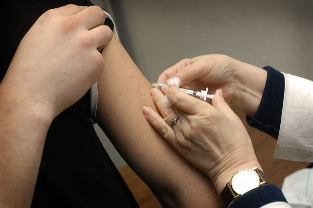 Планується поставка близько 500 тис. доз вакцин проти грипу в Україні
