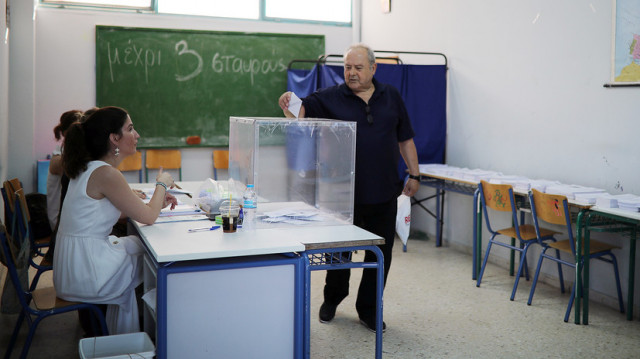 В Греции началось голосование на досрочных парламентских выборах