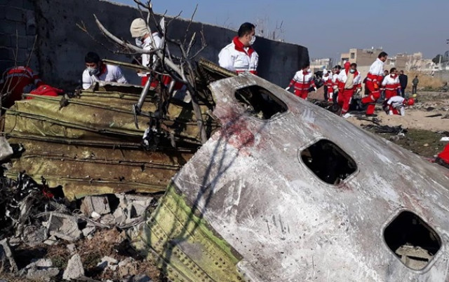 Крушение самолета МАУ: жертв опознать невозможно