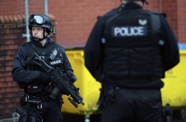 Неизвестный обстрелял мечеть в Лондоне