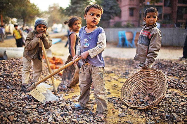 В мире незаконно эксплуатируют труд 152 миллионов детей - UNICEF