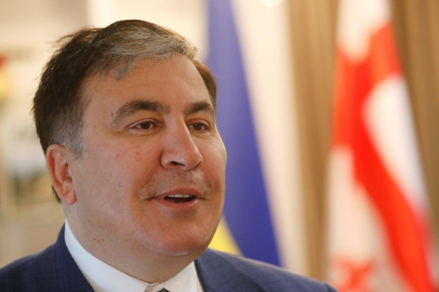 Саакашвили ищет через Facebook реформаторов

