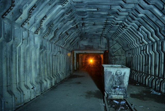 В Донецкой области случился обвал на шахте