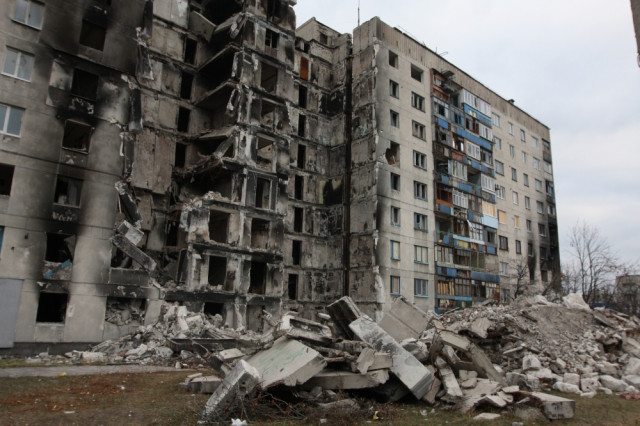 Жителям Донбасса обещают компенсации за разрушенное жилье