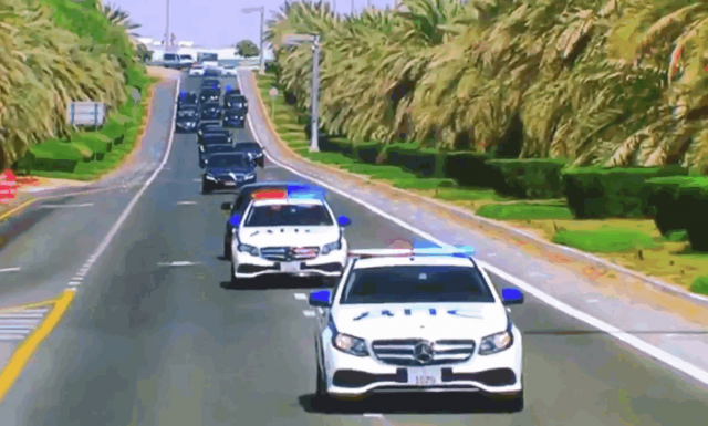 Кортеж Путина в ОАЭ сопровождали машины с надписью «ДПС»