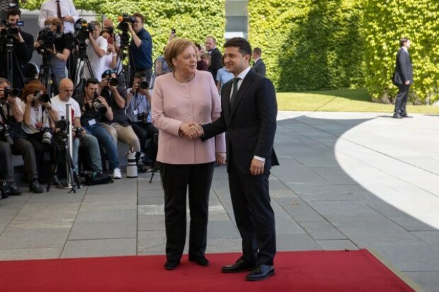 Канцлер Германии Ангела Меркель тяжело больна