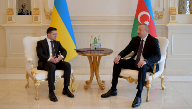 Ukrainian, Azerbaijani presidents meet in Baku