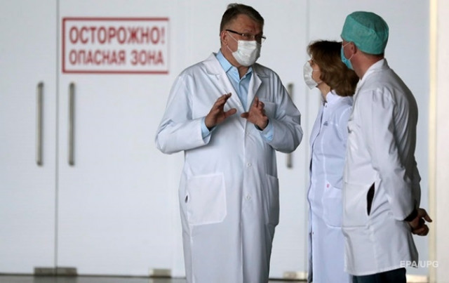 Луганских врачей зовут в Москву