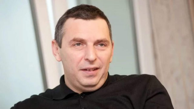 Помощник Зеленского хочет отменить запрет на въезд для российских артистов