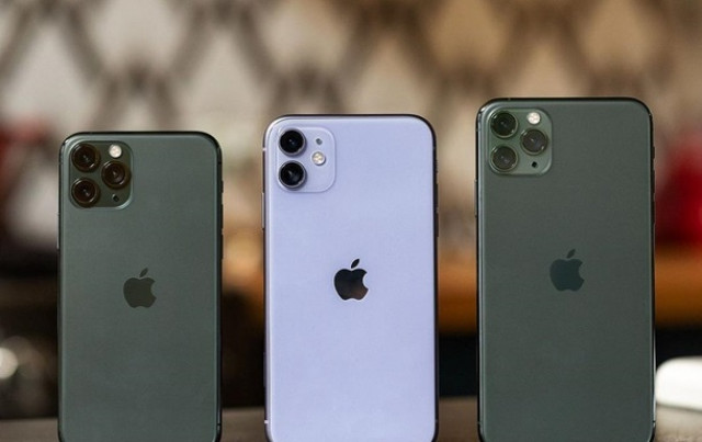 Apple будет продавать не больше двух iPhone в одни руки