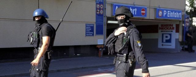 Два человека погибли в стрельбе в Мюнхене, полиция проводит масштабную операцию