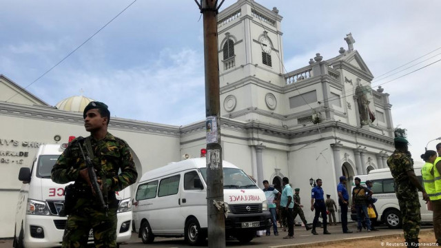 Более 160 человек погибли на Шри-Ланке