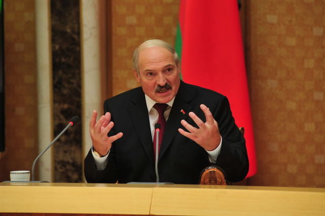 Невиданная амнистия: Лукашенко отпустил на свободу несколько тысяч заключенных