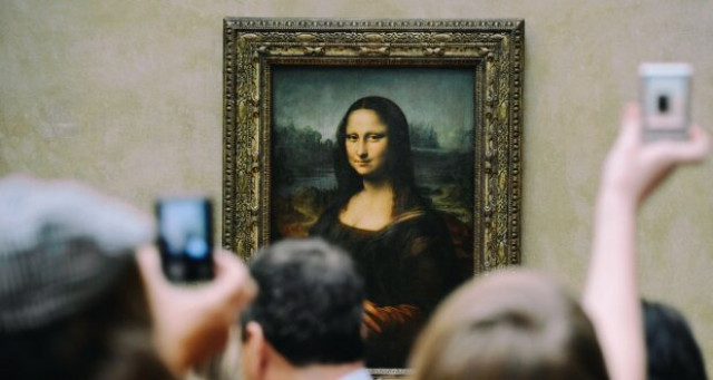 Мона Лиза исчезнет? С лучшим шедевром Да Винчи случилось непоправимое, мир теряет Джоконду