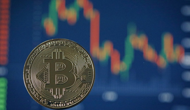 Курс Bitcoin уже превысил 11 тысяч долларов