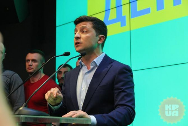 Украина требует извинений от чешского издания из-за материала о Зеленском