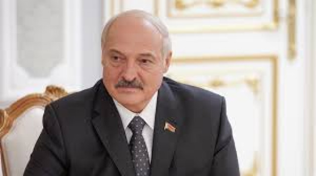 Лукашенко: Украина дала повод войне на Донбассе