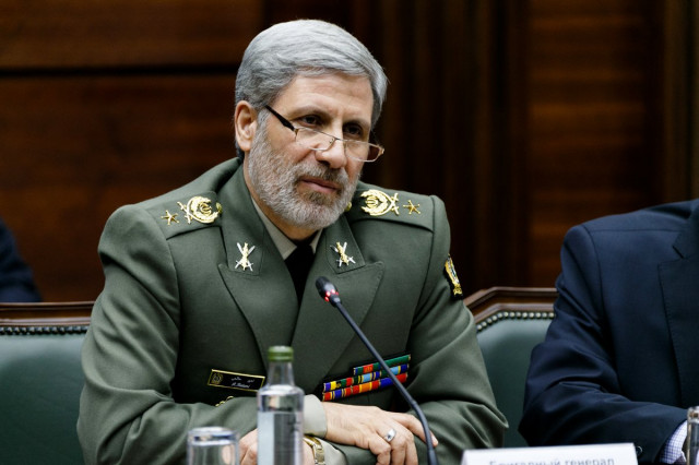 Иран пригрозил уничтожить военную технику США