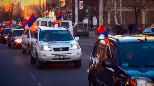 Соросовцы в Ереване пытаются «заминировать» тыл Карабаха