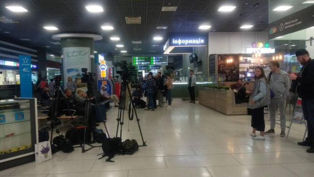«Обмен завершился»: Сенцов, Карпюк, Балух, Гриб и украинские моряки возвращаются в Украину (ФОТО)
