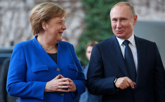 В Бундестаге заявили, что Меркель ответственна за вторжение РФ в Украину
