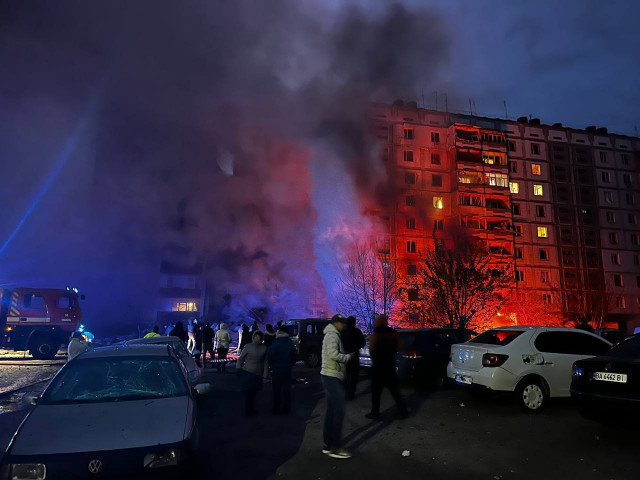 Ночью Россия атаковала Киев ракетами и дронами, все сбиты, обломки упали на город – КГВА