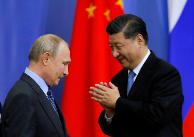 Китай хочет поспособствовать мирным переговорам через координацию с РФ
