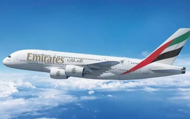 Fly Emirates на год оставила сотрудников без зарплаты