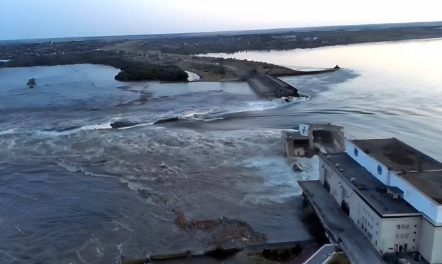 Підрив Каховської ГЕС: у Криму почала зникати вода
