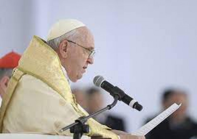 Папа римский заявил, что любит и украинский, и российский народ
