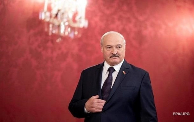Лукашенко попросил Украину вернуть белорусских оппозиционеров