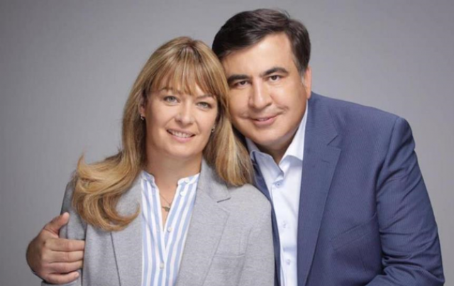 Жена Саакашвили прокомментировала его роман с Ясько
