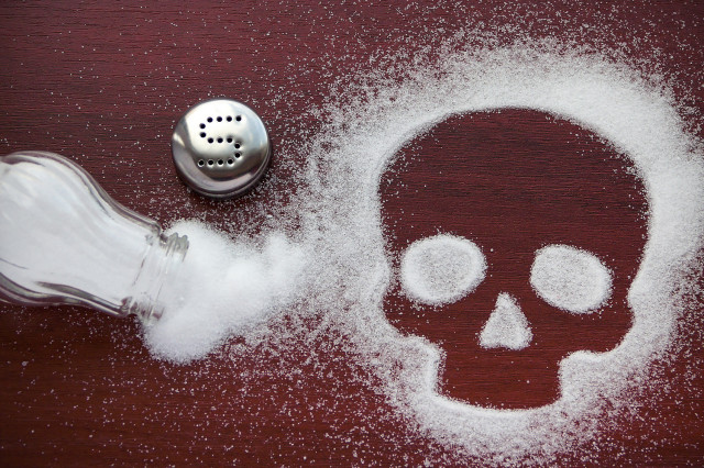 Ученые установили, что соль негативно влияет на иммунные клетки
