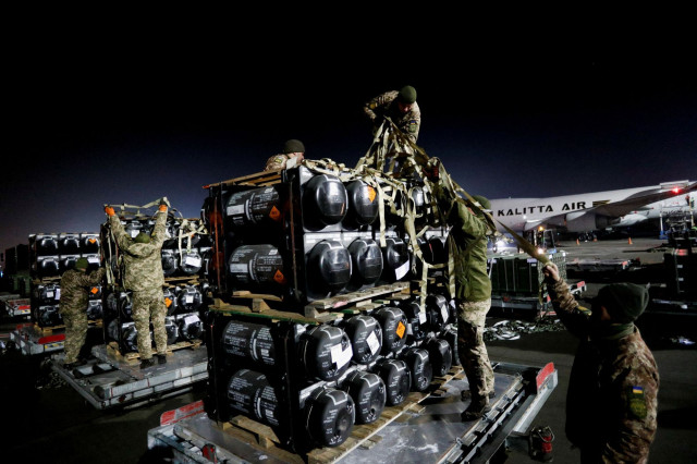 Zetros, DACHS и боеприпасы: Германия предоставила Украине новый пакет военной помощи