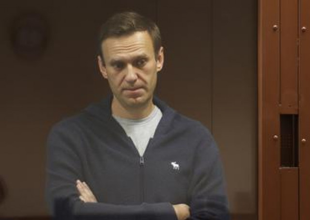 Kremlin critic Navalny back in court for slander trial amid tensions with West