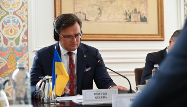 Foreign ministers of Ukraine and France discuss Russia's aggravation of security situation