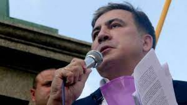 Саакашвили перевели из тюрьмы в гражданскую больницу в Тбилиси
