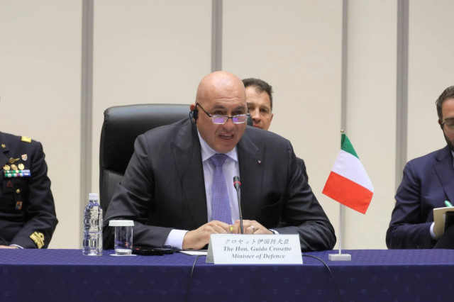 Міністр оборони Італії сподівається, що війна в Україні закінчится через 7-8 місяців
