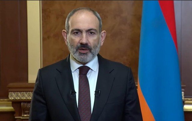Пашинян заявил об отступлении в Карабахе
