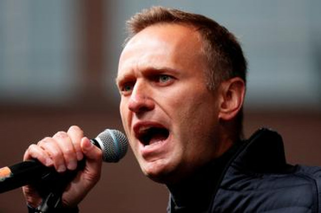 EU sanctions Russian officials over Navalny poisoning