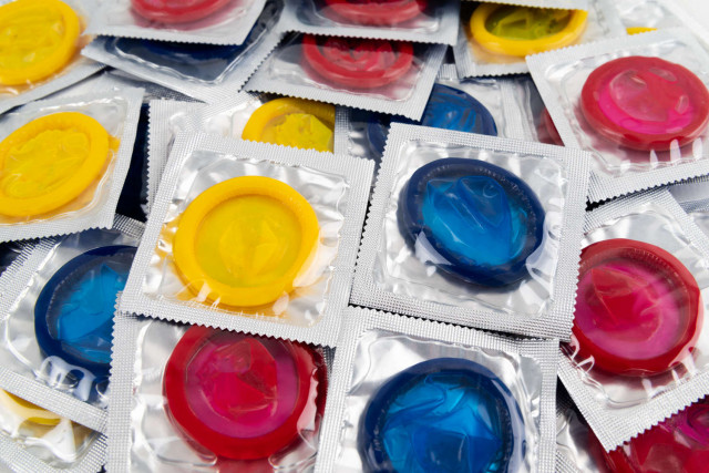 Талибы запретили презервативы, сочтя их «западным заговором»
