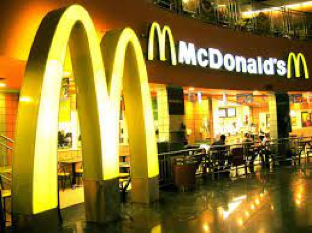 McDonald's в Казахстане с 18 ноября закроет рестораны из-за проблем с поставками
