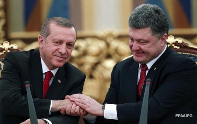 Порошенко о встрече с Эрдоганом: он настоящий друг и союзник, благодарен за укрепление обороноспособности Украины