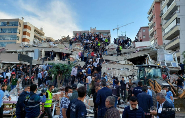 Число погибших при землетрясениях в Турции выросло до 41 156
