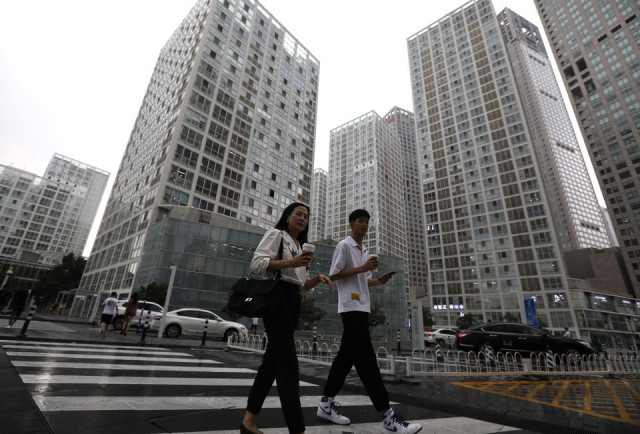 Китай потерял более 200 миллиардеров - Reuters

