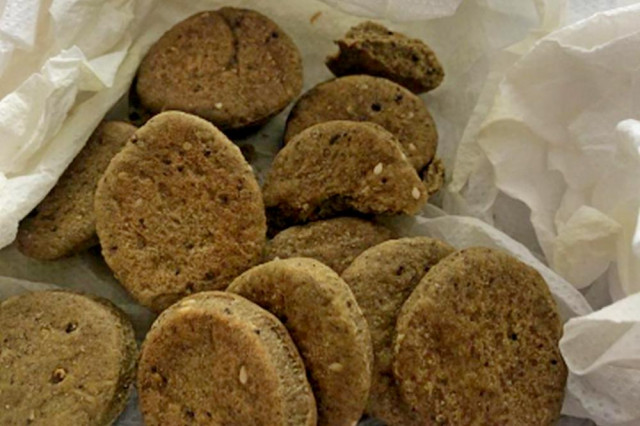 В Украине обнаружили опасное печенье с веществом, вызывающим паралич (фото)
